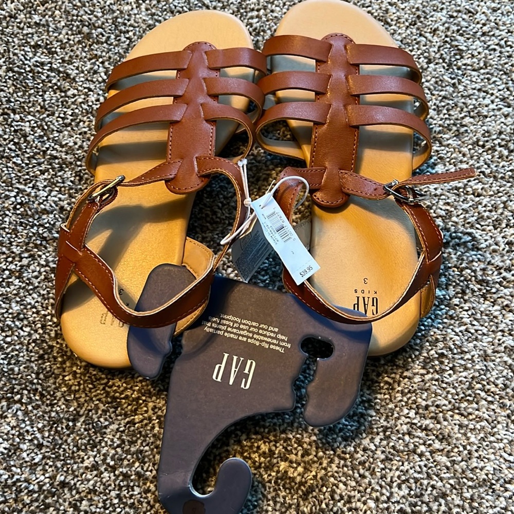 NWT Gap Kids sandals